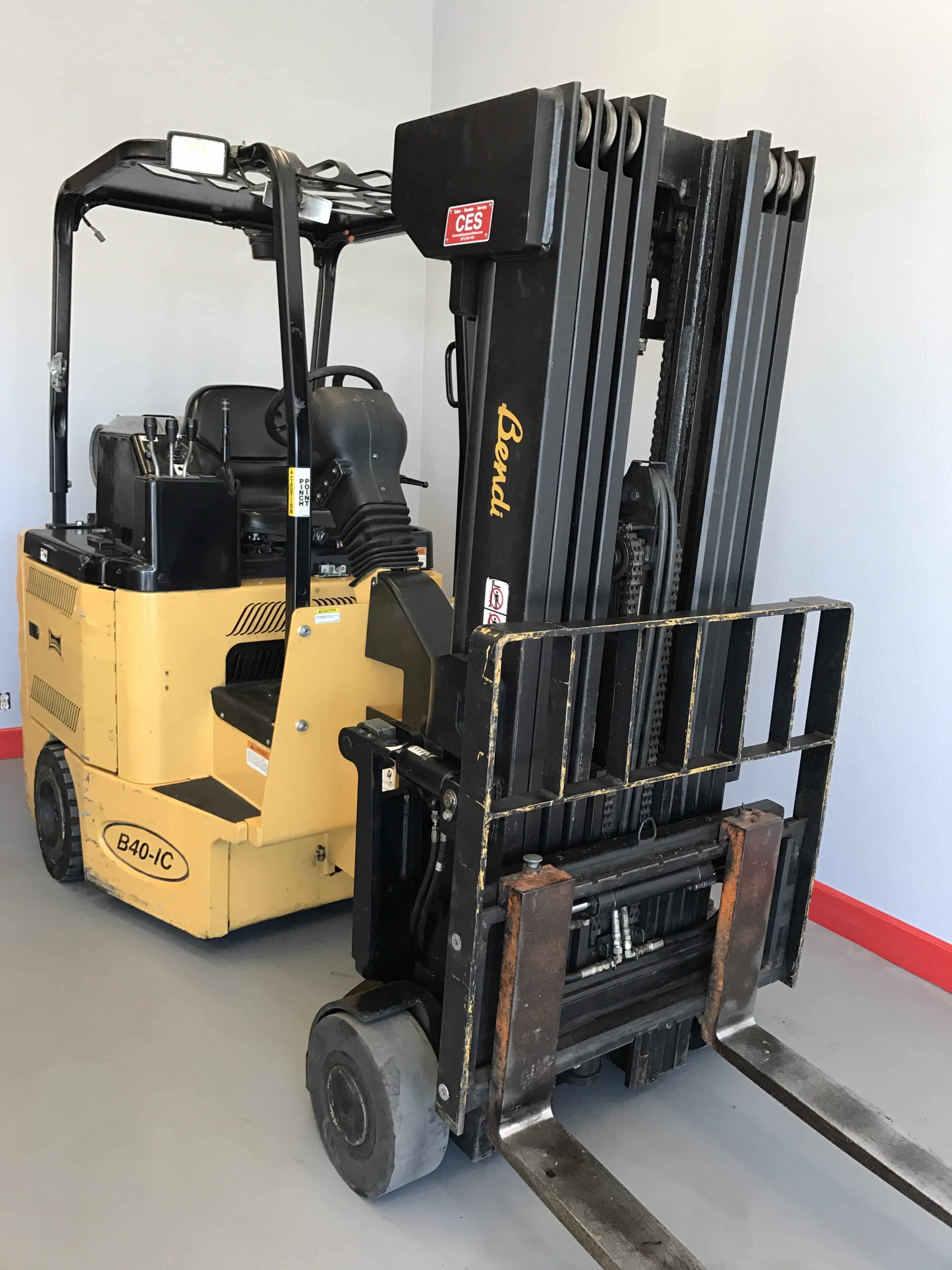 turret forklift truck