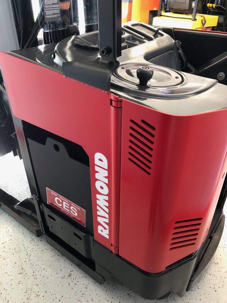 20772 Raymond EASIR40TT Reach 300” Coronado Equipment Sales