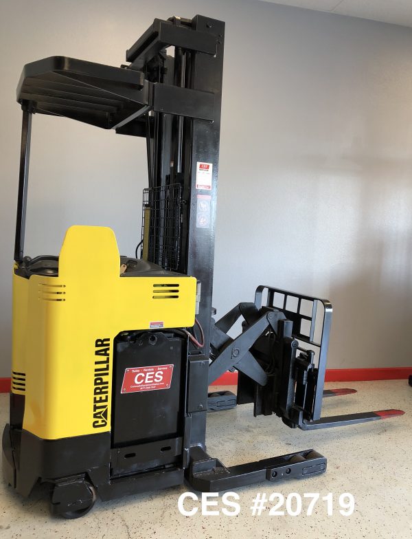 Narrow Aisle Stand Up Reach Forklift