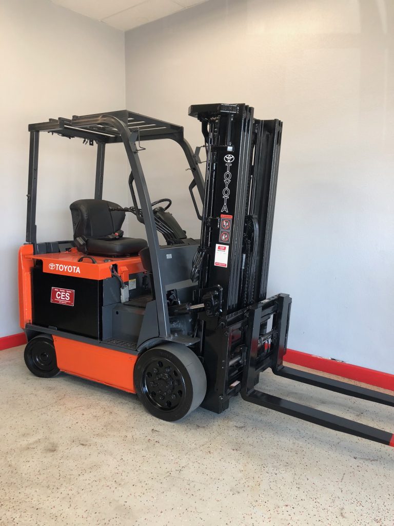 CES #20828 Toyota 8FBCU30 Electric Forklift