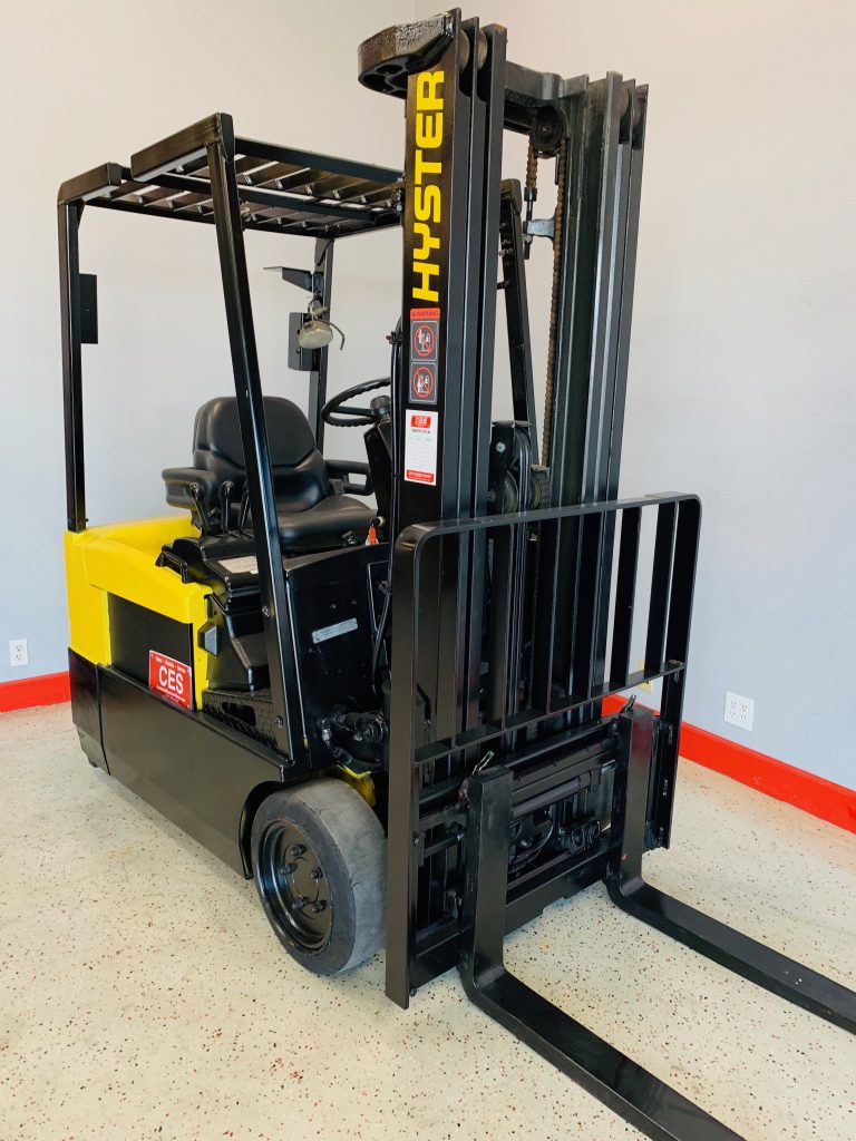 CES 20801 Hyster J30XMT2 3 Wheeler Electric Forklift
